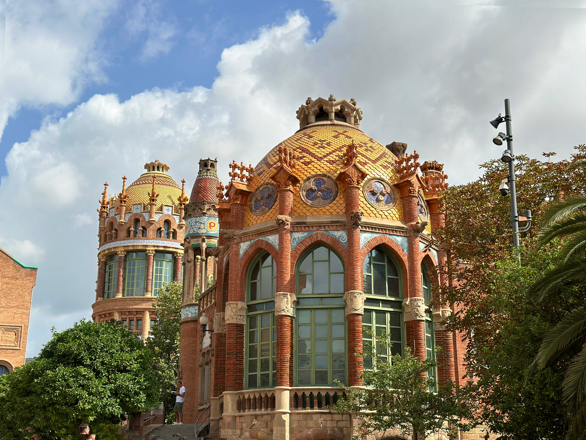 Kutsal Haç ve Aziz Pavlus Hastanesi. Fotoğraf: Lâl Dalay 